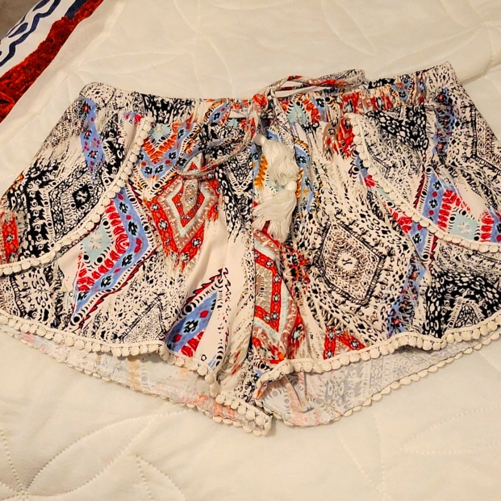 Ladies lounging shorts size L